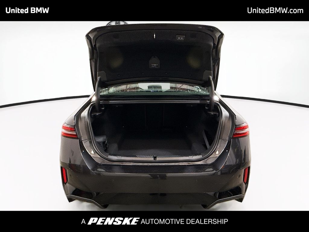 Thumbnail: 2026 BMW 5 Series - 14