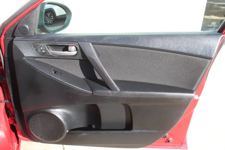 Used Car 2013 Mazda Mazda3  I Touring For Sale Under $10,000 In Georgetown, Texas