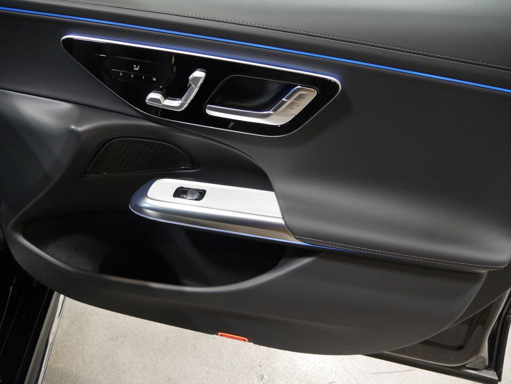 Thumbnail: 2026 Mercedes-Benz E-Class - 26