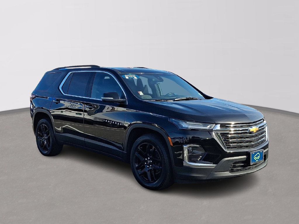 Thumbnail: 2022 Chevrolet Traverse - 3