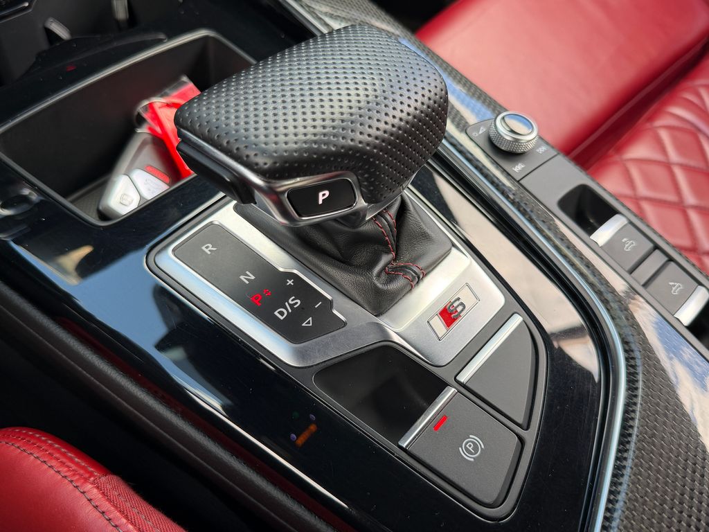 Thumbnail: 2022 Audi S5 - 22