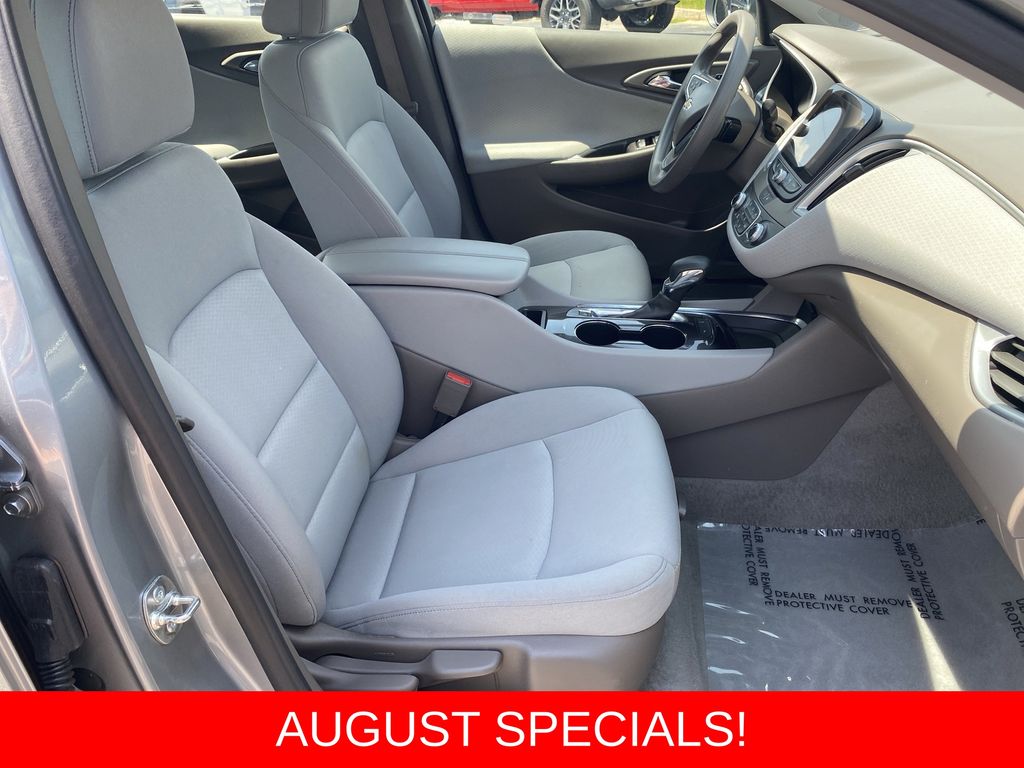 Used 2025 Chevrolet Malibu Sedan