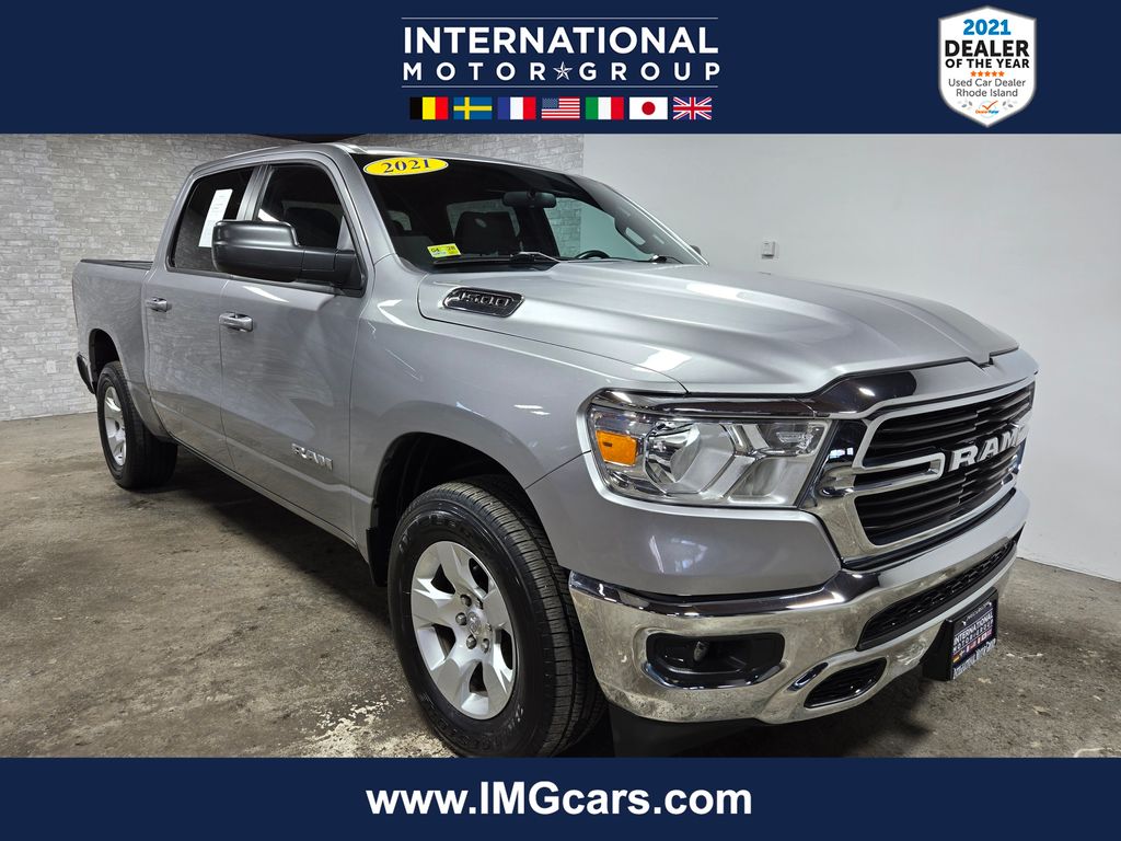 2021 RAM 1500 Big Horn/Lone Star 4x4 Crew Cab 5'7's photo