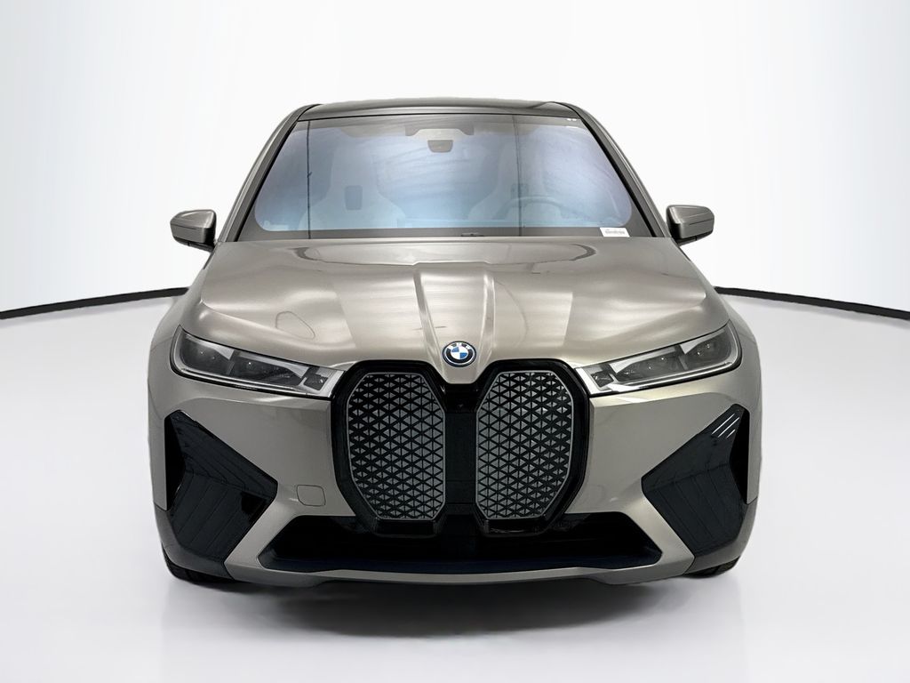 Thumbnail: 2023 BMW iX - 2