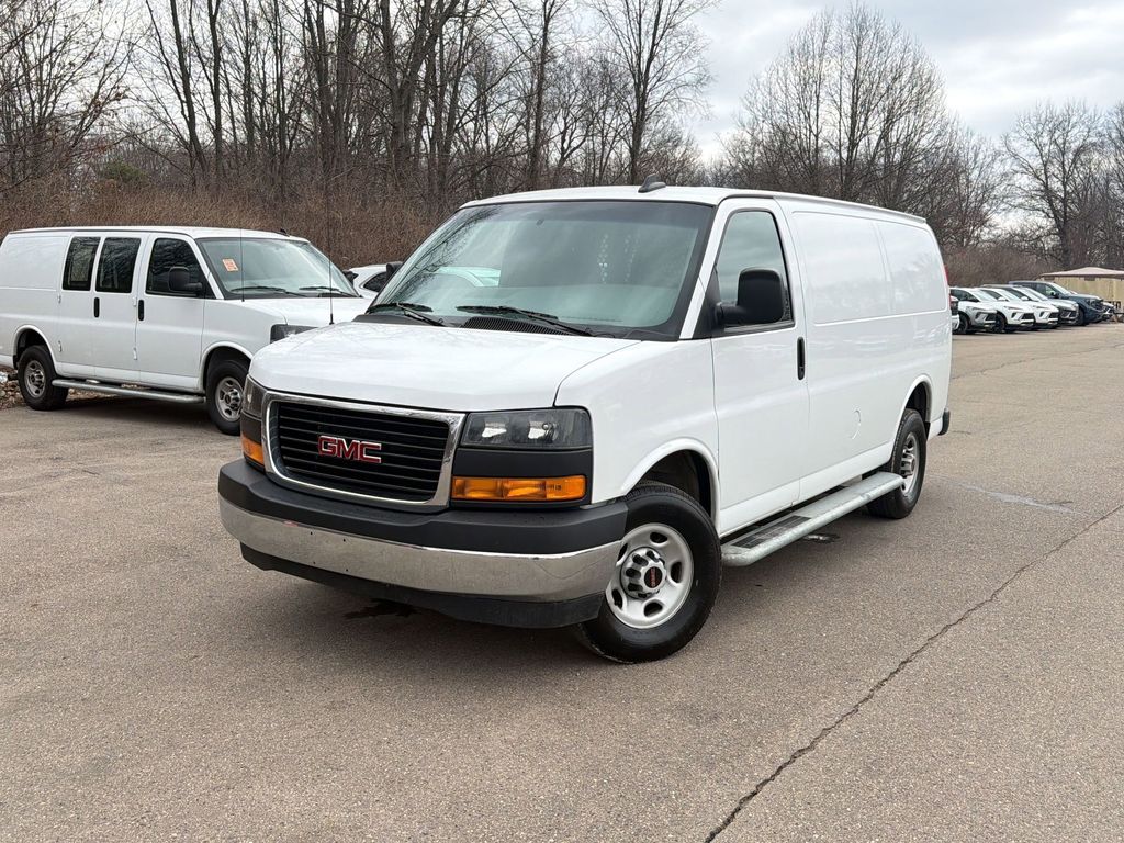 2024 GMC Savana Cargo 2500 RWD