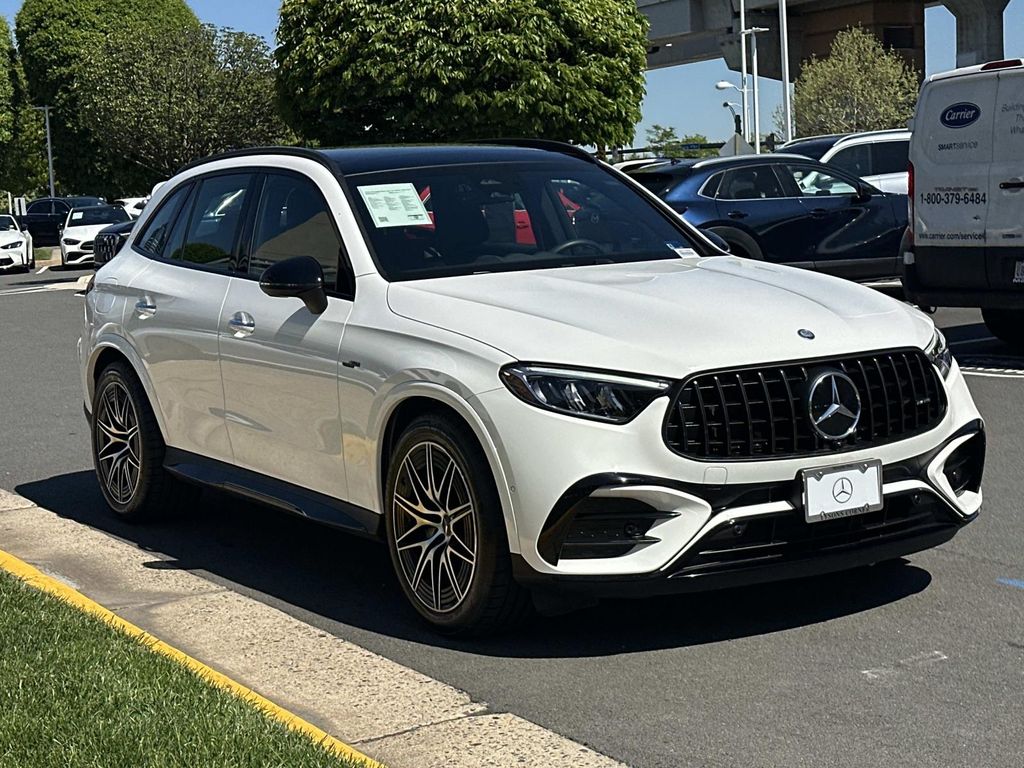 Thumbnail: 2025 Mercedes-Benz GLC - 8