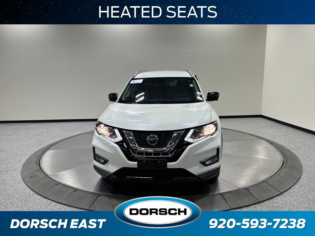 used 2019 Nissan Rogue car, priced at $17,917