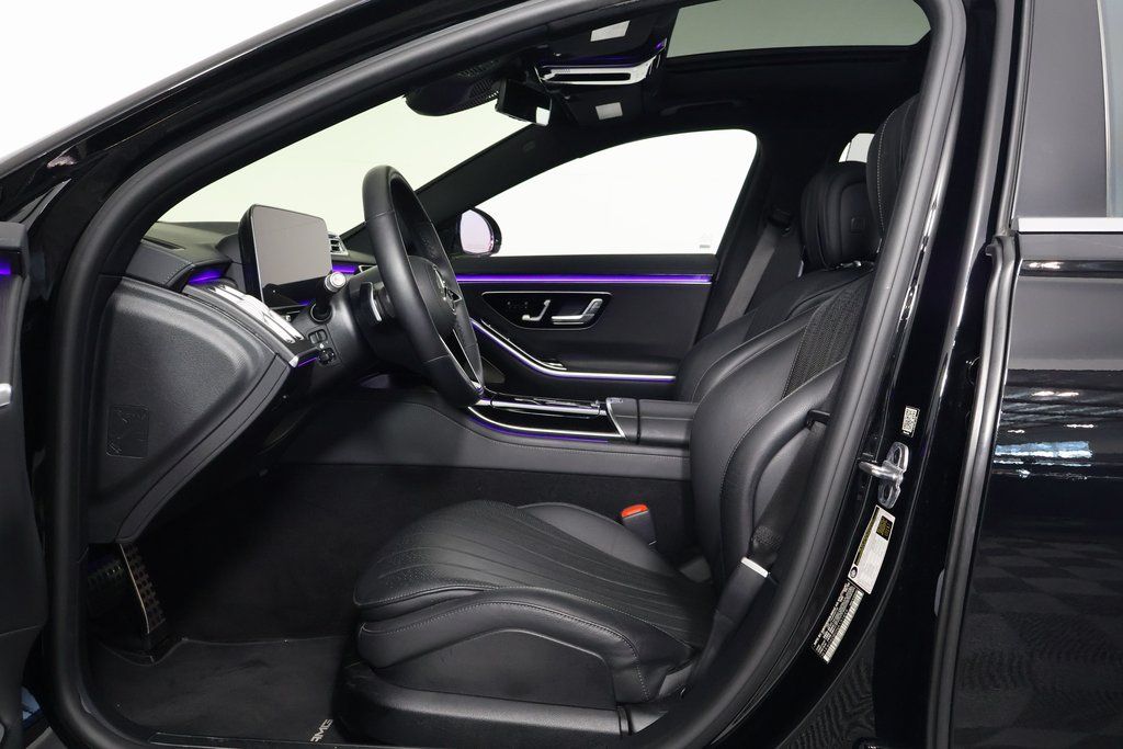 Thumbnail: 2022 Mercedes-Benz S-Class - 10