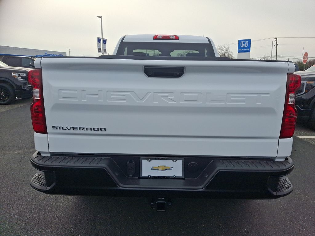 2025 Chevrolet Silverado 1500 WT 5