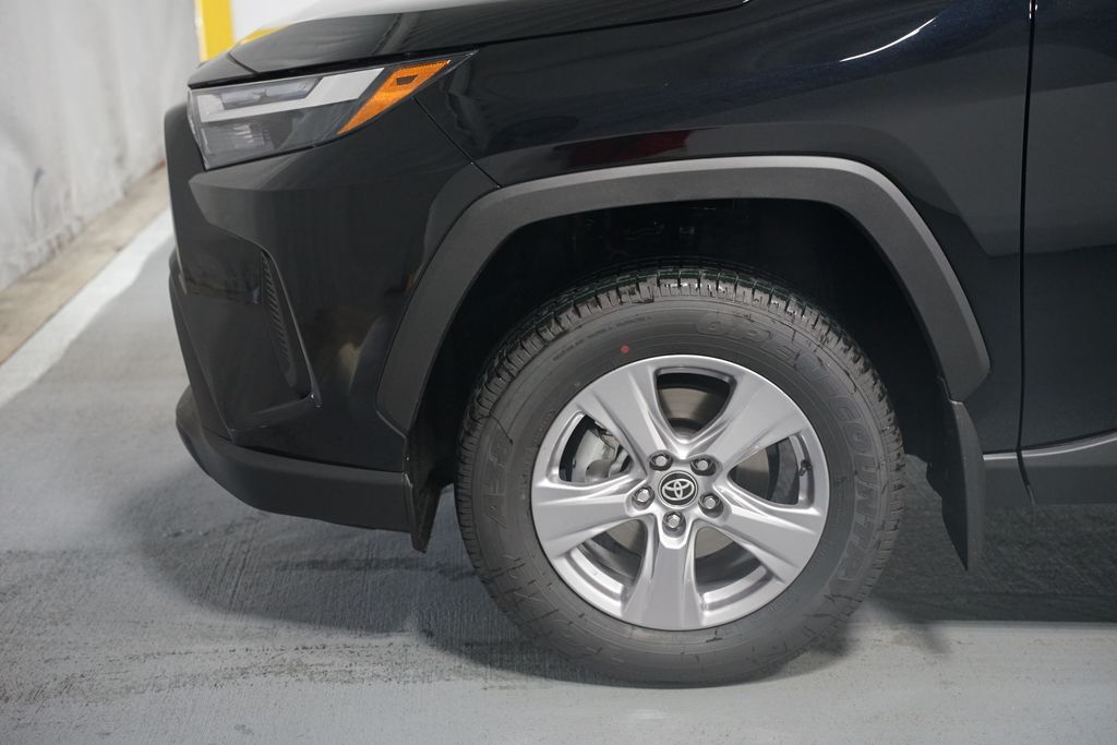 Thumbnail: 2025 Toyota RAV4 - 5