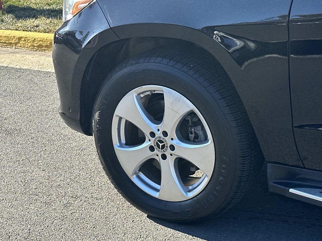 Thumbnail: 2018 Mercedes-Benz GLS - 15