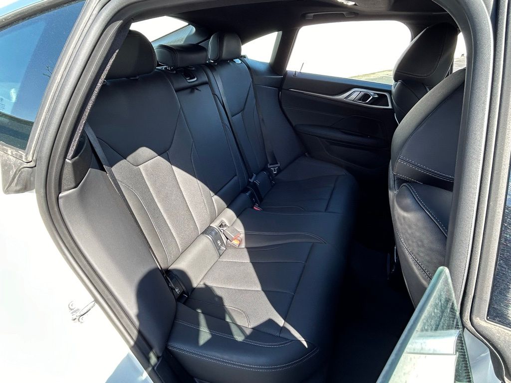 2024 BMW i4 xDrive40 24