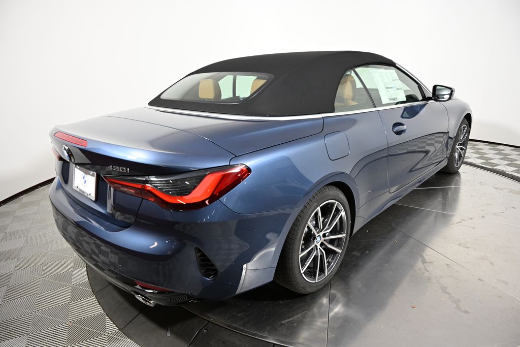 Thumbnail: 2026 BMW 4 Series - 9