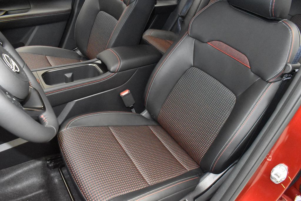 Thumbnail: 2026 Nissan Kicks - 14