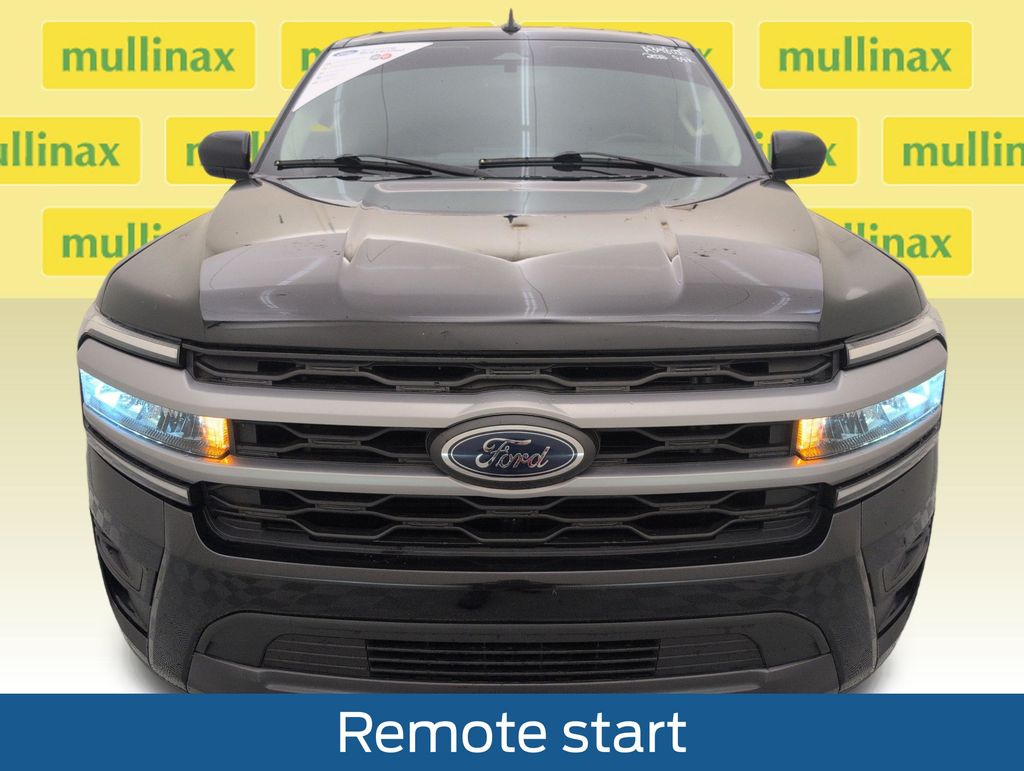 Certified Used 2022 Black Ford XLT image 14