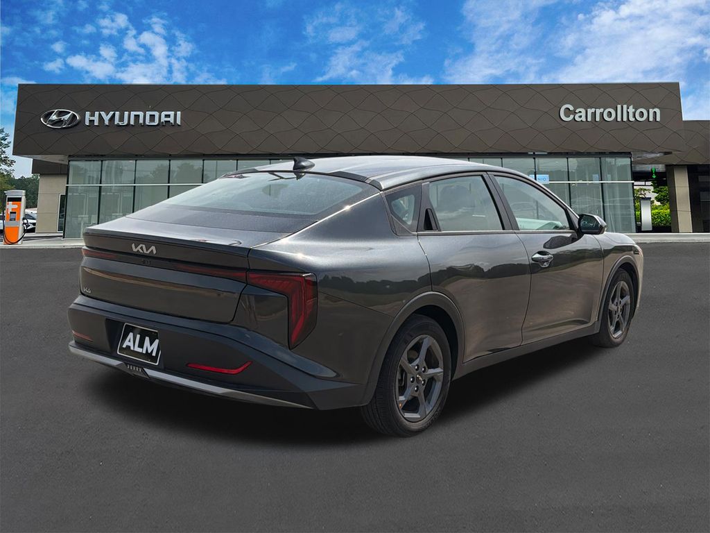 Used 2025 Gray Kia LXS image 5