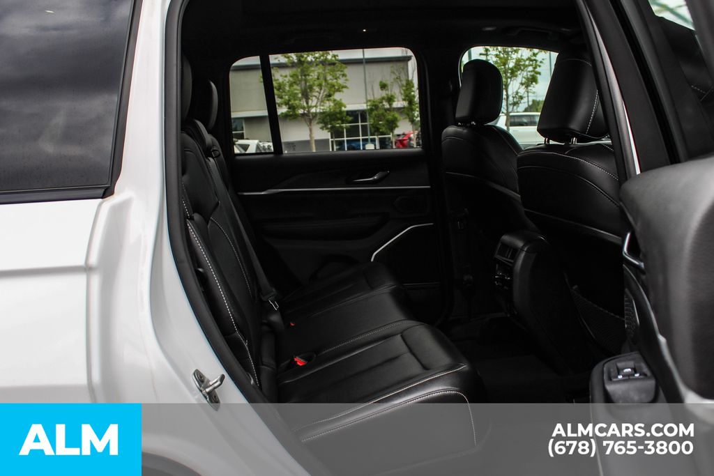 Used 2024 White Jeep 4xe image 19
