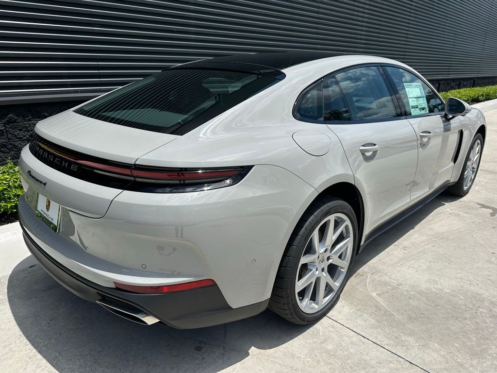 Thumbnail: 2025 Porsche Panamera - 9