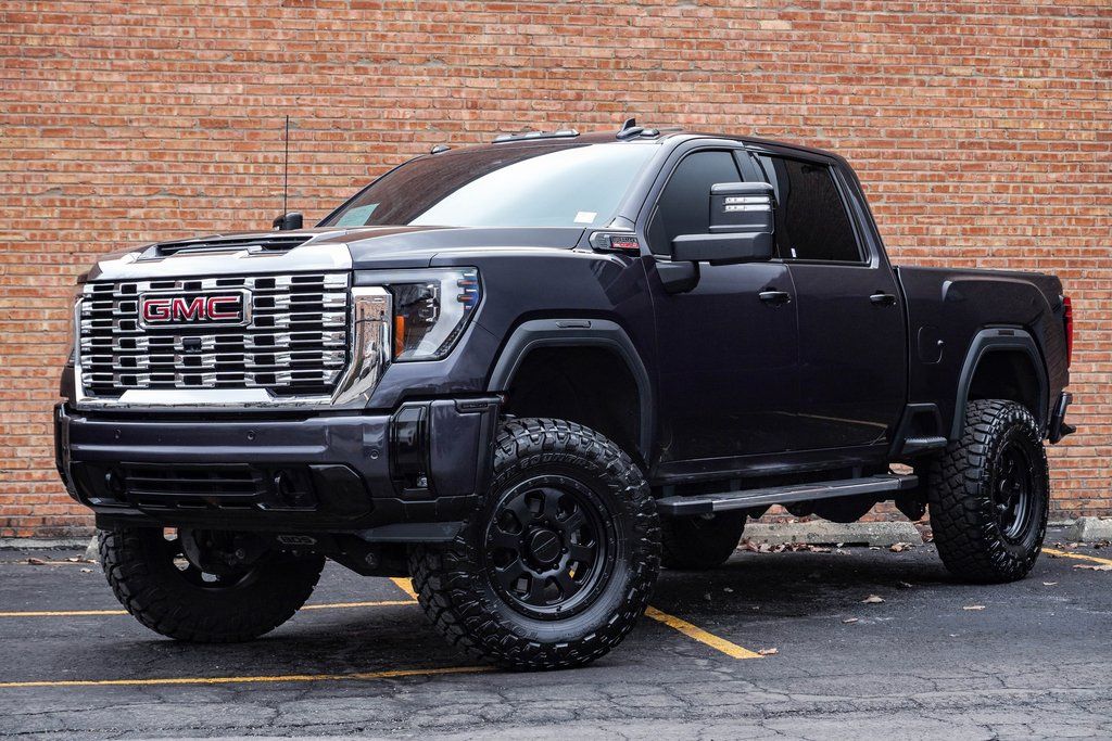 2024 GMC Sierra 2500HD Denali Crew Cab 4WD
