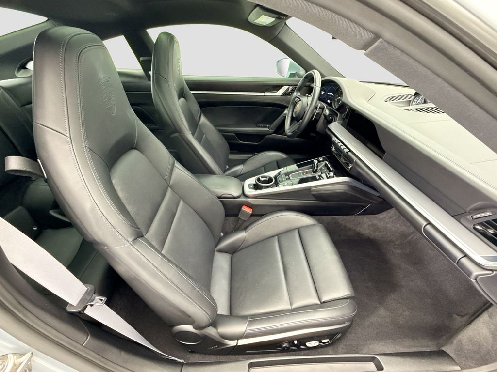 Thumbnail: 2020 Porsche 911 - 21