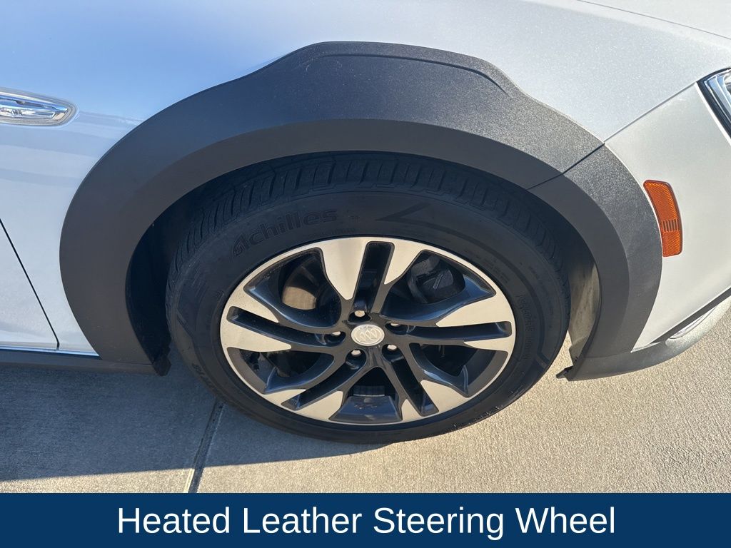 2019 Buick Regal TourX AWD Essence