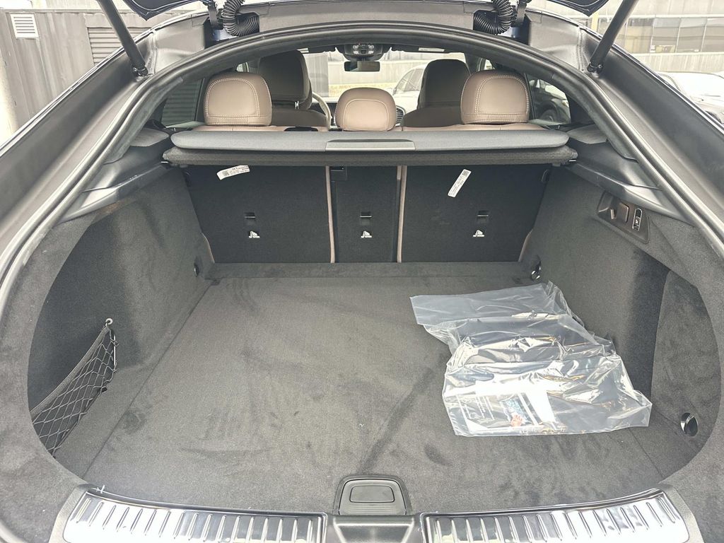 Thumbnail: 2026 Mercedes-Benz GLE - 15