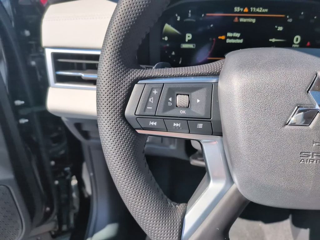 New 2026 Black Mitsubishi SE image 20