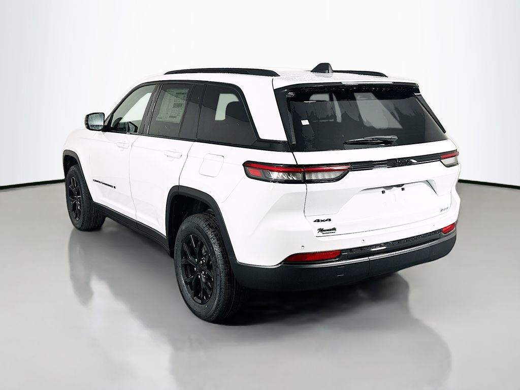 New 2025 White Jeep Altitude X image 5