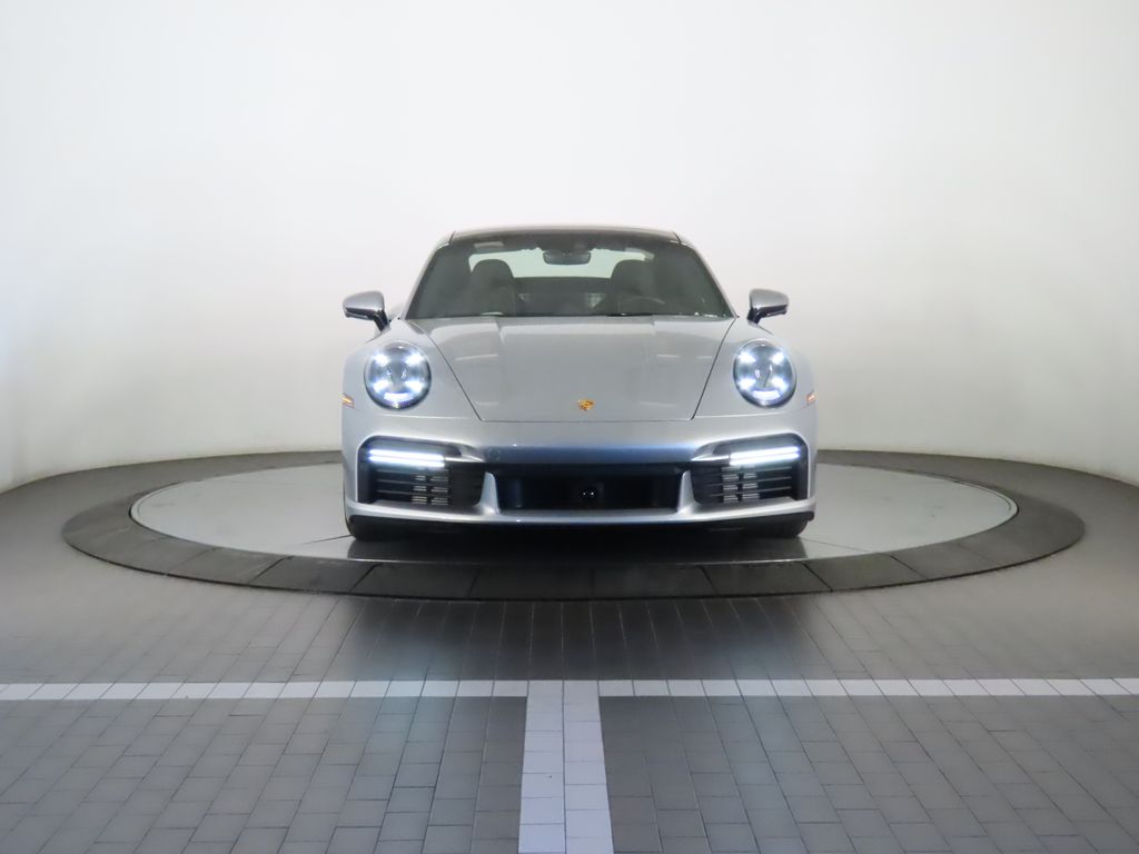 Thumbnail: 2025 Porsche 911 - 10
