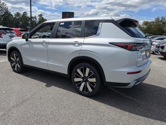 Used 2025 Mitsubishi Outlander SUV