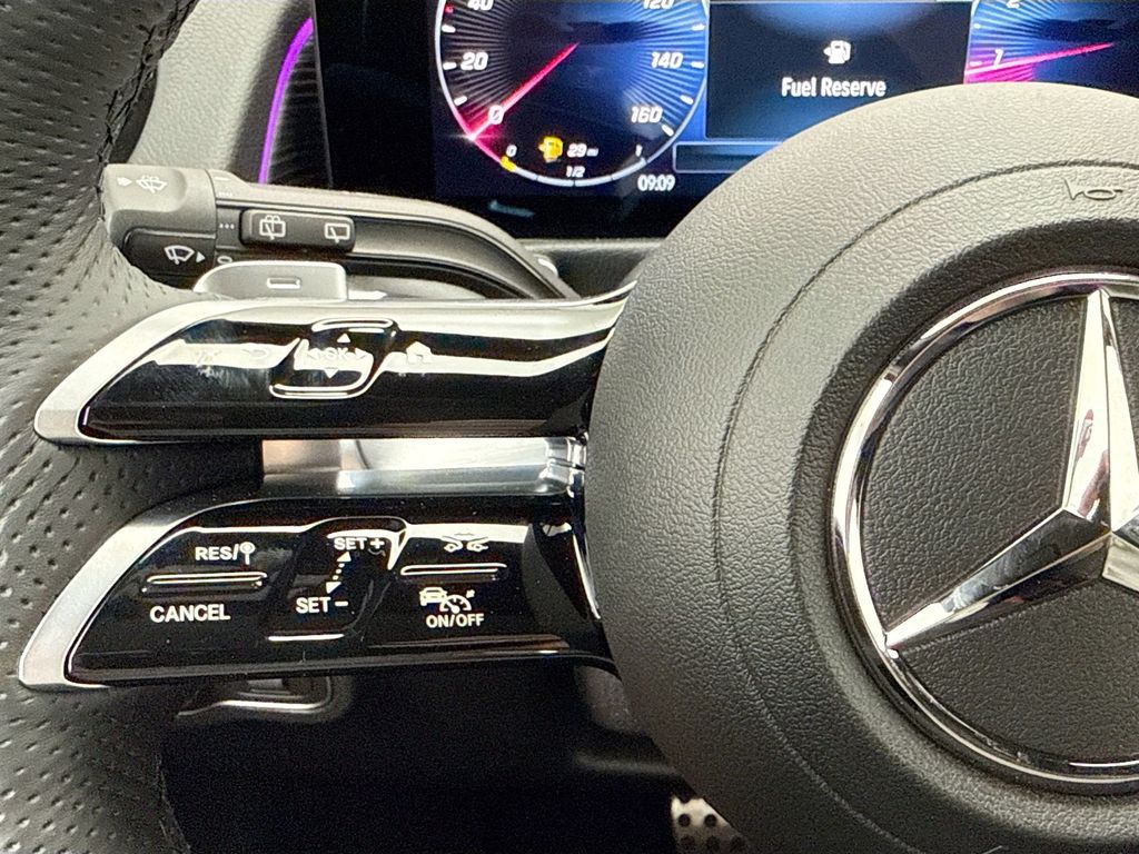 Thumbnail: 2026 Mercedes-Benz GLB - 11