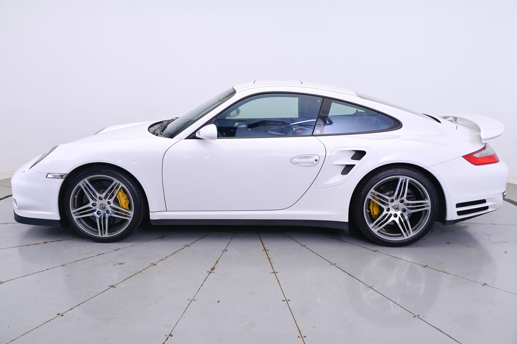 Thumbnail: 2009 Porsche 911 - 2