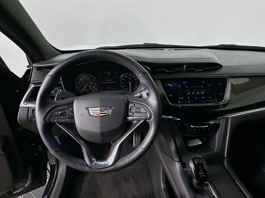2020 Cadillac XT6 Sport 11