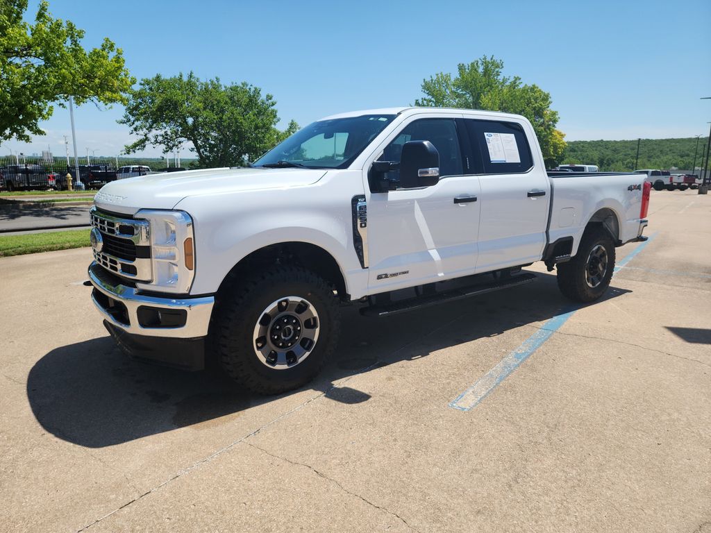 2024 Ford F-250SD XLT photo