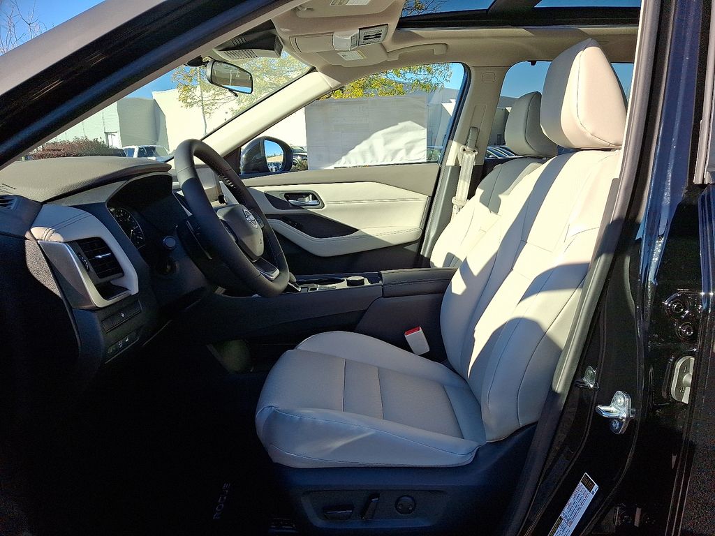 Thumbnail: 2026 Nissan Rogue - 6