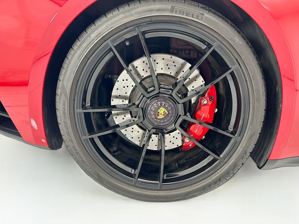 Thumbnail: 2024 Porsche 911 - 31