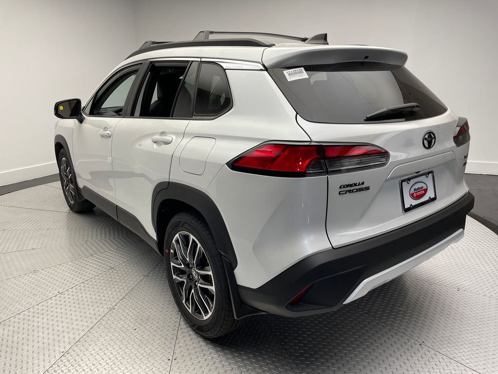 Thumbnail: 2026 Toyota Corolla Cross - 8