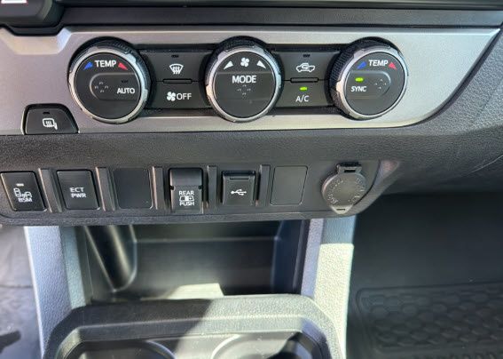 2022 Toyota Tacoma SR5 V6