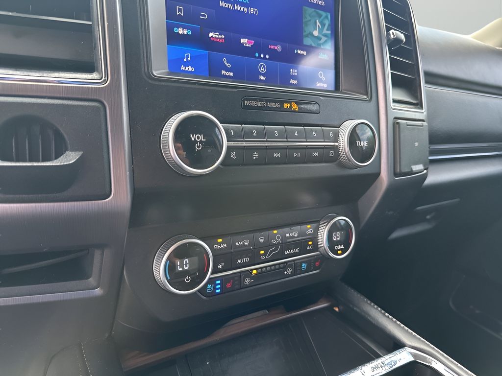 Used Car 2021 Ford Expedition  Platinum For Sale Under $40,000 In Austin, Texas