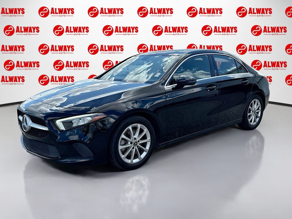 Black 2022 Mercedes-Benz A-Class A 220 Sedan FWD Sedan Front-Wheel Drive 7-Speed Automatic