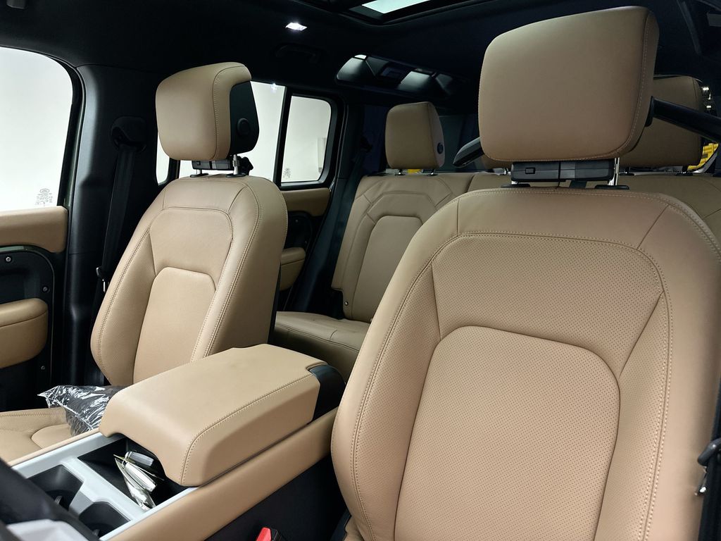 Thumbnail: 2026 Land Rover Defender - 18