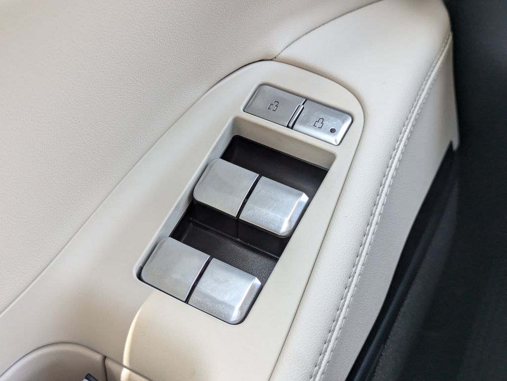 2027 Lincoln Navigator Reserve L