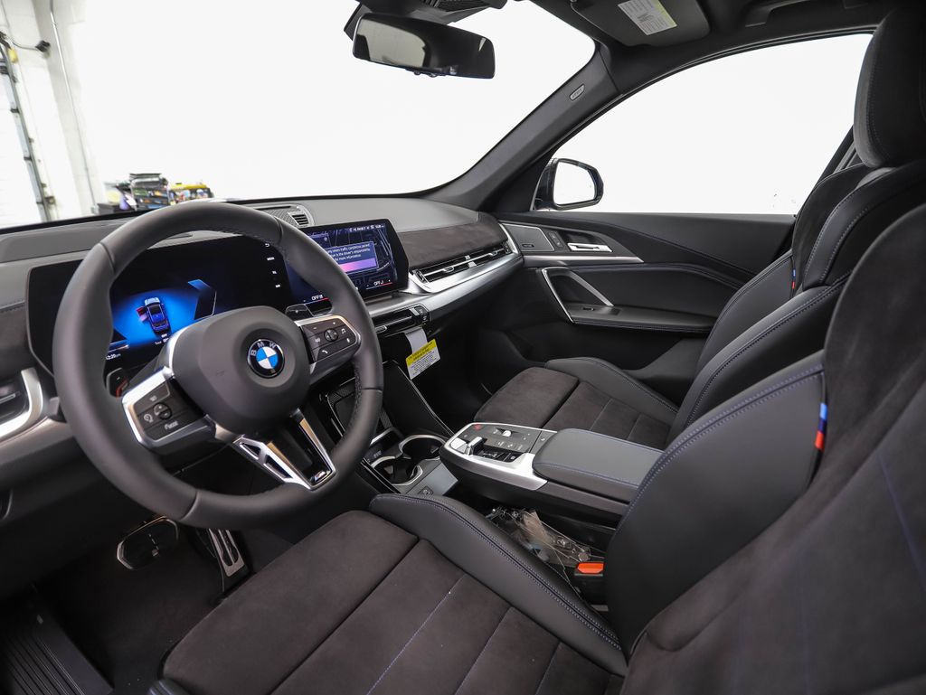 Thumbnail: 2026 BMW X1 - 10