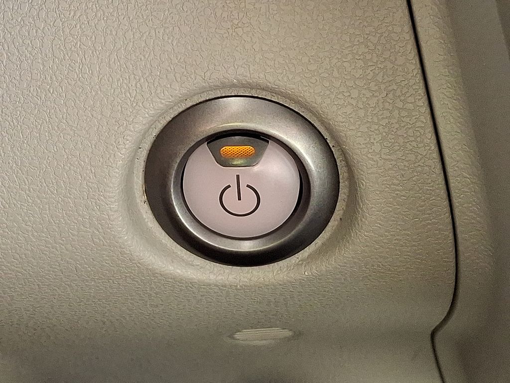Thumbnail: 2015 Nissan Leaf - 24