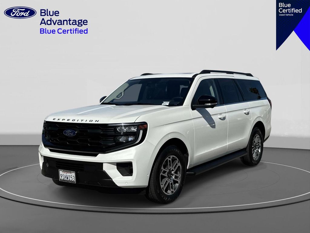 Star White Metallic Tri-Coat 2025 Ford Expedition MAX Active RWD SUV / Crossover 4X2 Automatic