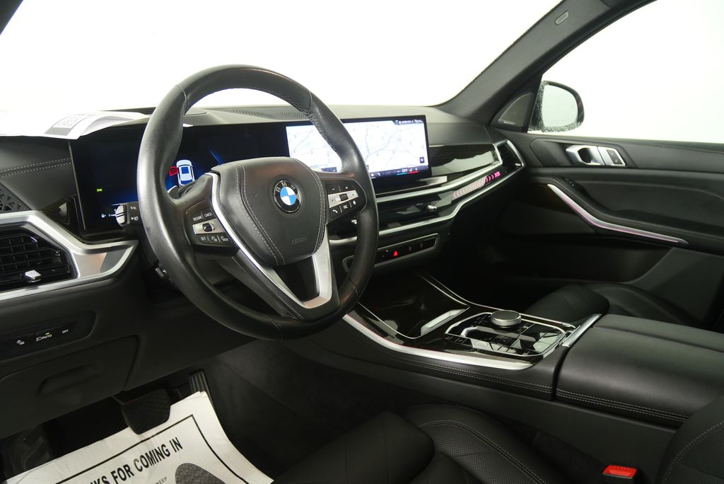 Thumbnail: 2024 BMW X5 - 13