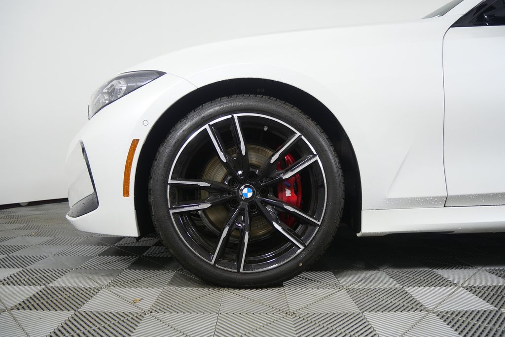 Thumbnail: 2026 BMW 3 Series - 7