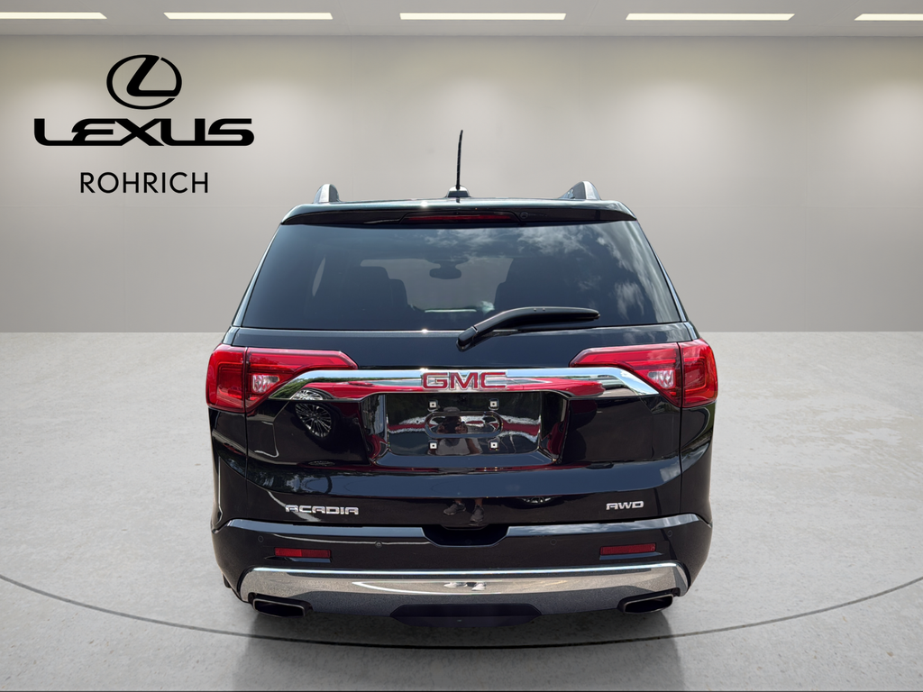 2017 GMC Acadia