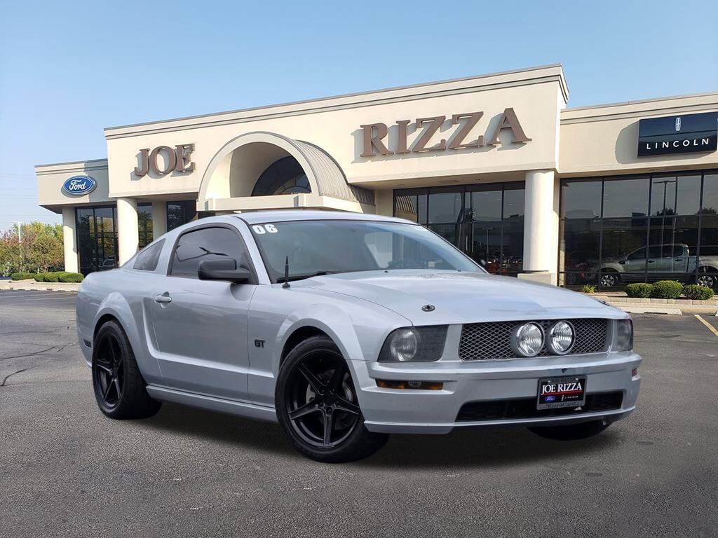 2006 Ford Mustang GT Premium RWD
