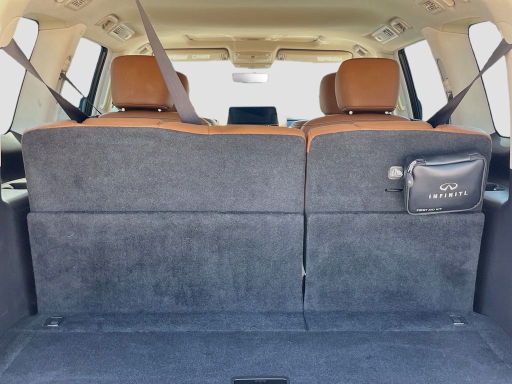 Used 2024 Gray INFINITI Sensory image 29